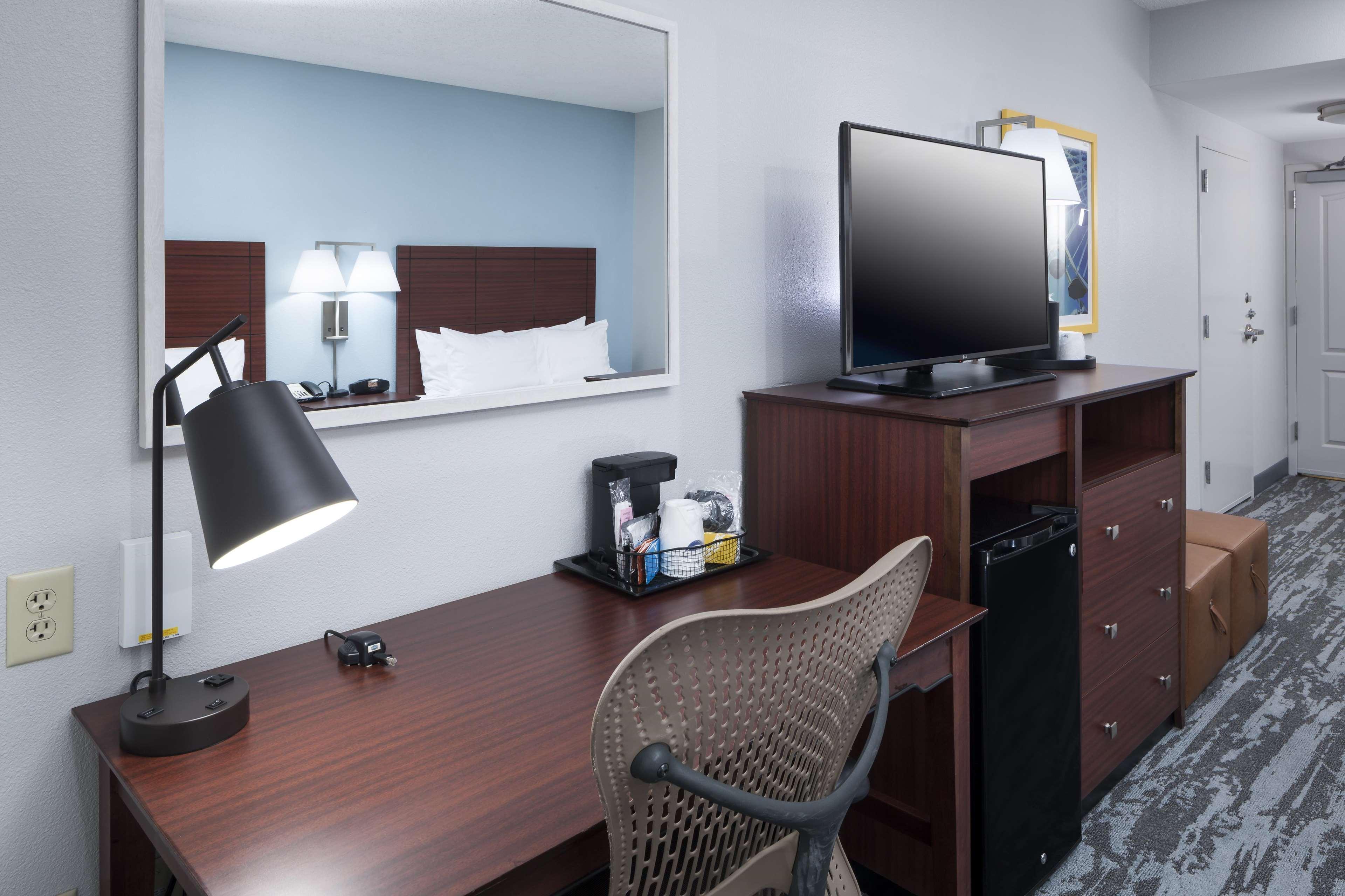 Hampton Inn & Suites Oklahoma City-Bricktown Buitenkant foto
