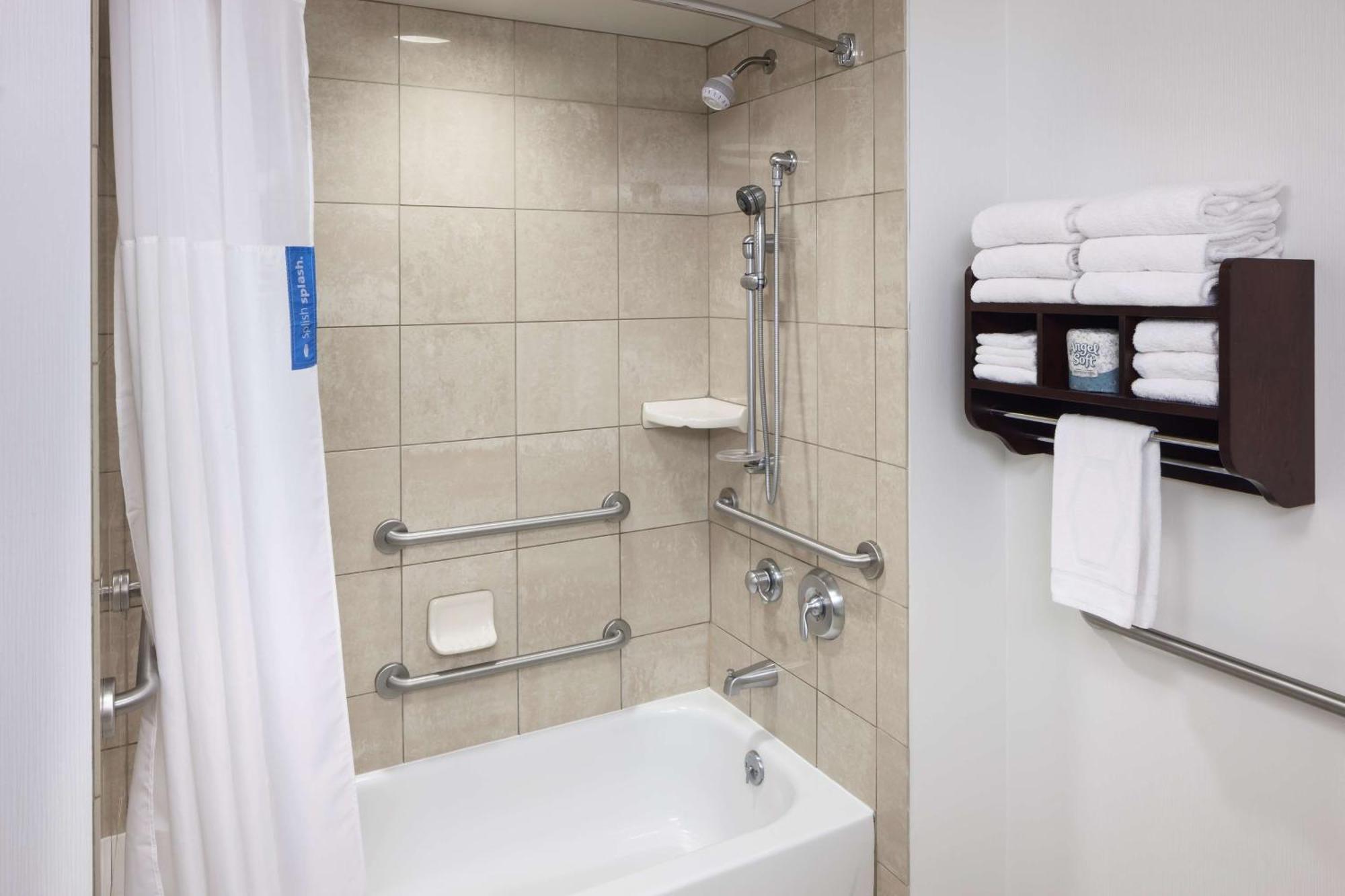 Hampton Inn & Suites Oklahoma City-Bricktown Buitenkant foto